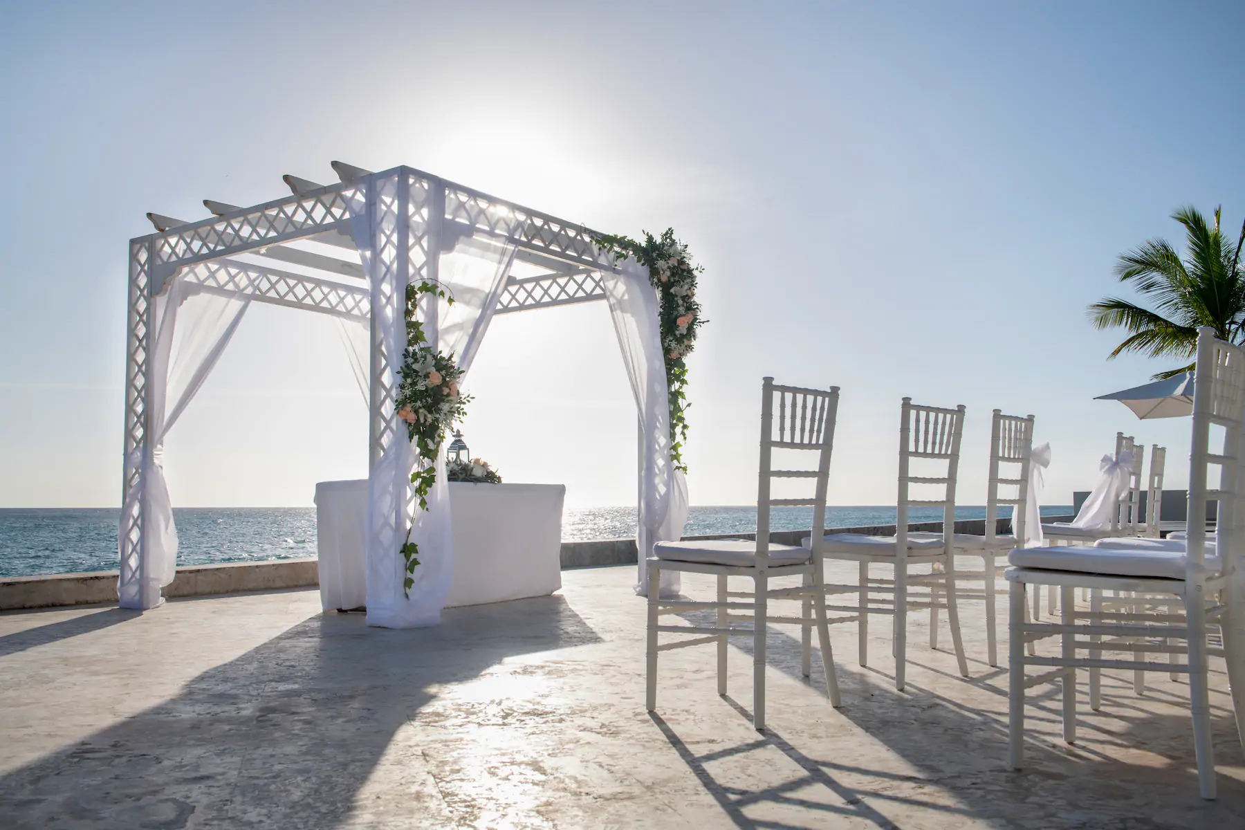 Book your wedding day in Viva Wyndham Dominicus Beach